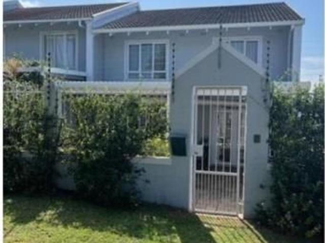 3 Bedroom Townhouse in La Lucia