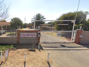 3 Bedroom Townhouse in Langenhoven Park