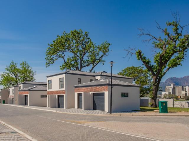3 Bedroom Townhouse in Paarl North