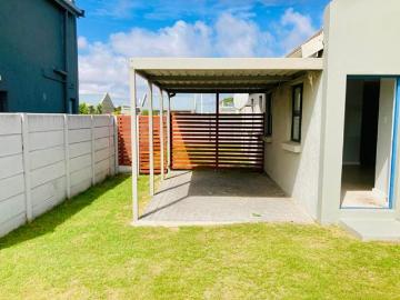 3 Bedroom Townhouse in Parsons Vlei