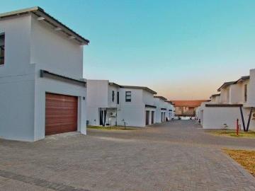 3 Bedroom Townhouse in Rynfield