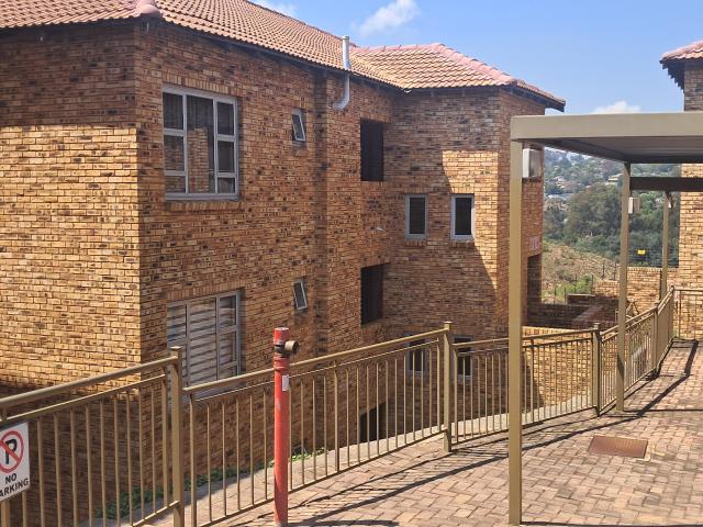 3 Bedroom Townhouse in Rangeview