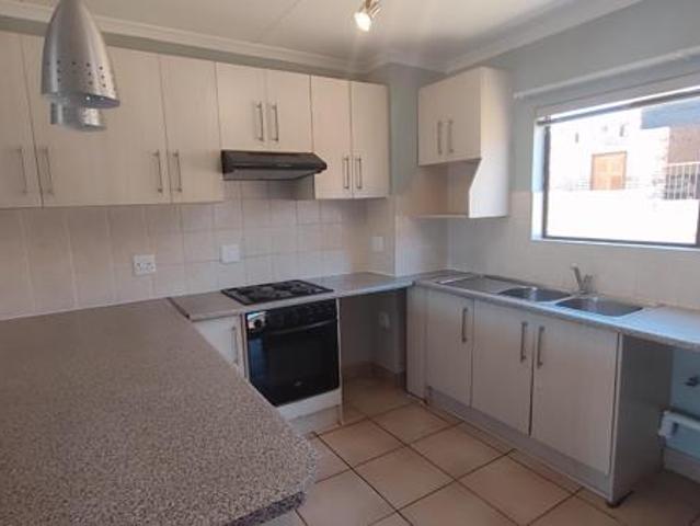 3 Bedroom Townhouse in Shellyvale