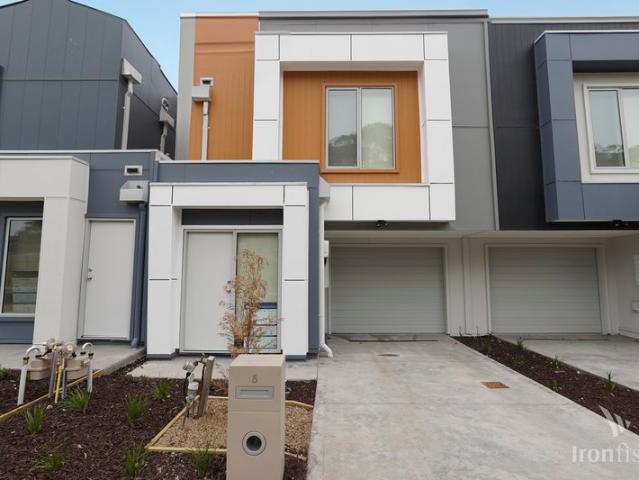 3 Bedroom Townhouse in the Heart of Mernda