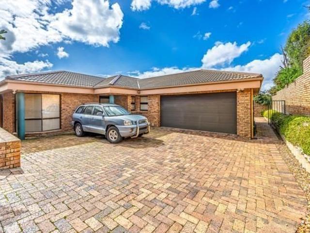 3 Bedroom Townhouse in Welgedacht