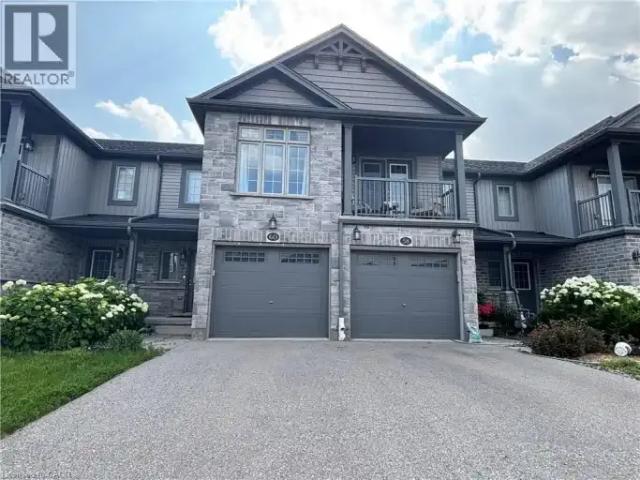 3 Bedroom Townhouse Kitchener ON 103798545