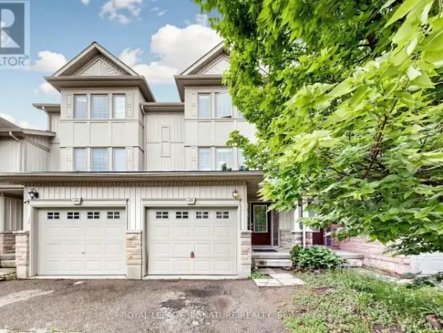 3 Bedroom Townhouse Kitchener ON 103840311