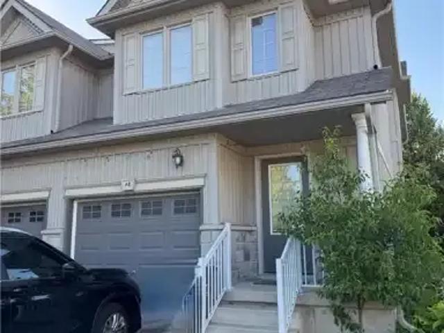 3 Bedroom Townhouse Kitchener ON 104563627