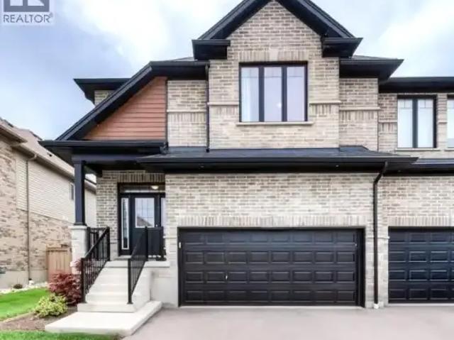 3 Bedroom Townhouse Kitchener ON 104598482