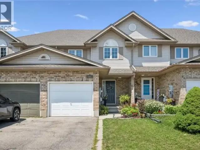 3 Bedroom Townhouse Kitchener ON 104711617