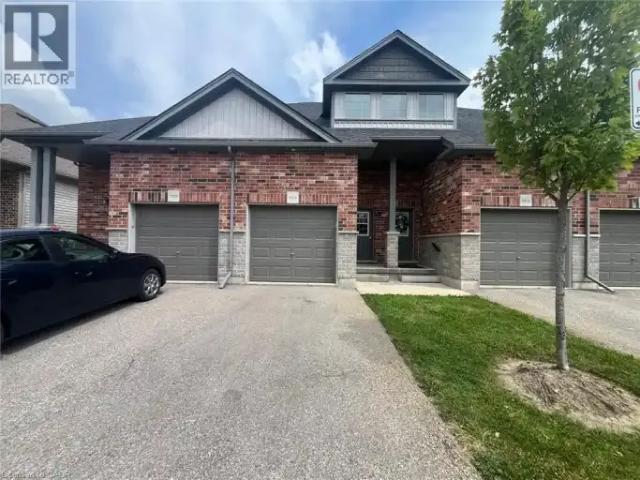 3 Bedroom Townhouse Kitchener ON 104824679