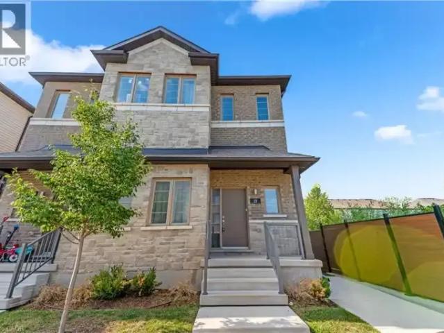 3 Bedroom Townhouse Kitchener ON 104292292