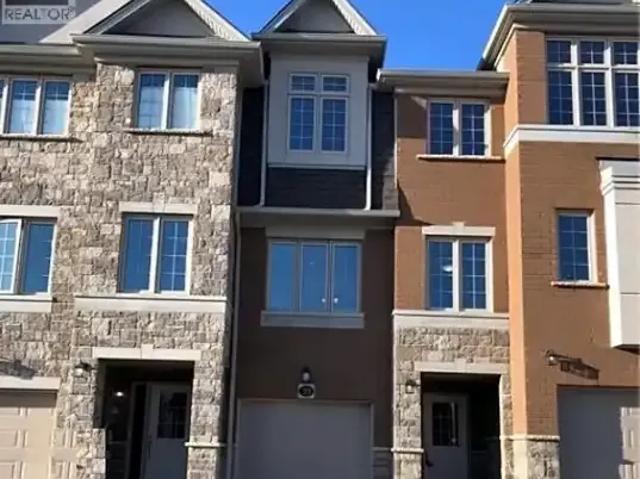 3 Bedroom Townhouse Kitchener ON 105467292