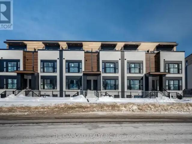 3 Bedroom Townhouse Kitchener ON 105704271