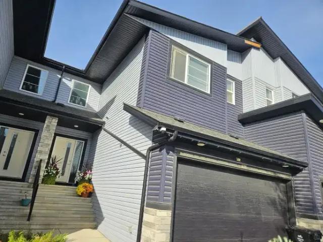 3 Bedroom Townhouse Leduc AB 106148390