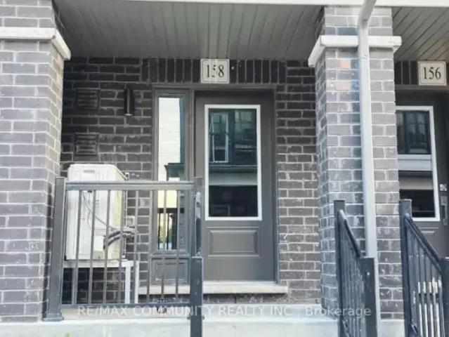 3 Bedroom Townhouse Richmond Hill ON 105119020