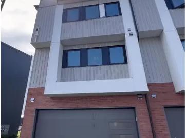 3 Bedroom Townhouse St. Albert AB 103380078