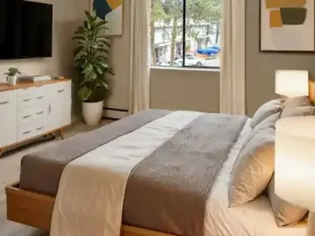 3 Bedroom Townhouse Surrey BC 104985509
