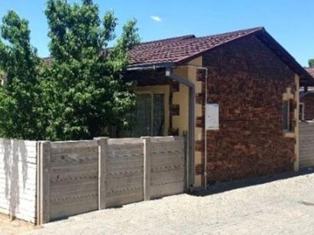 3 Bedroom townhouse sectional to rent in Brandwag, Bloemfontein