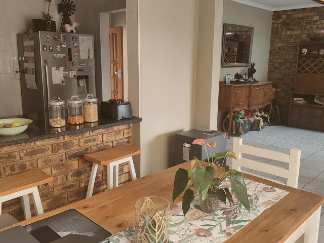3 Bedroom townhouse sectional rented in Die Hoewes, Centurion