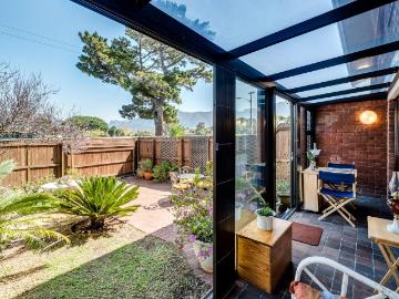 3 Bedroom townhouse sectional rented in Plumstead, Cape Town