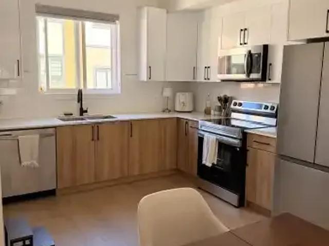 3 Bedroom Townhouse Sherwood Park AB 105150610