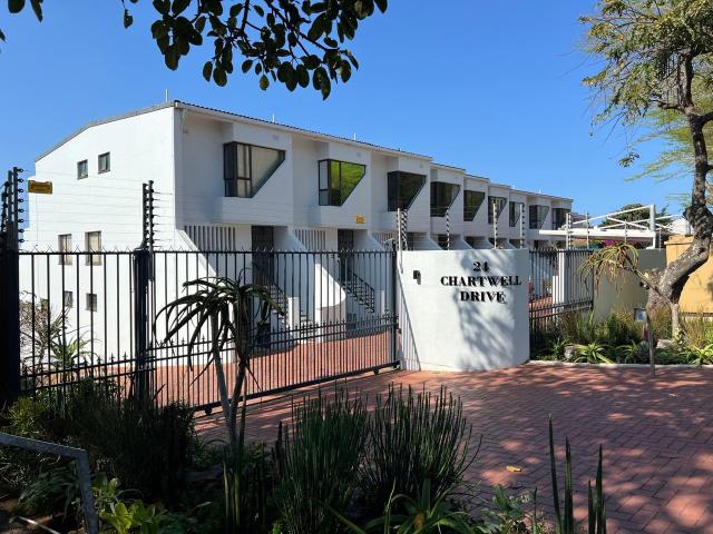 3 Bedroom Townhouse To Let in Umhlanga Central