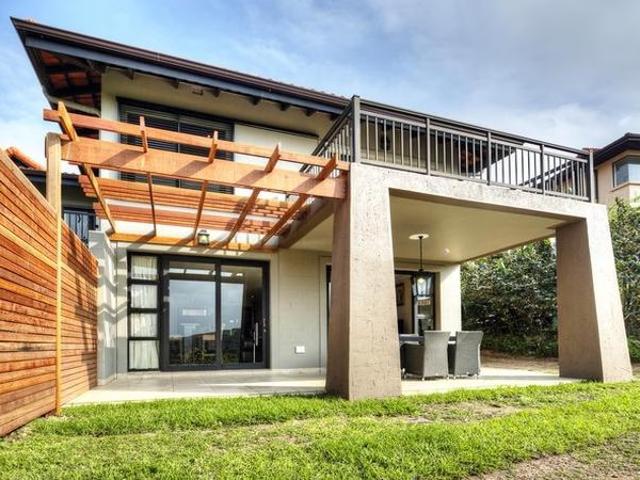 3 Bedroom Townhouse To Let in Zimbali Estate