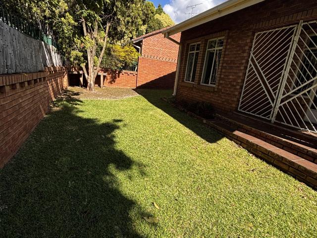 3 Bedroom Townhouse To Let in Amandasig