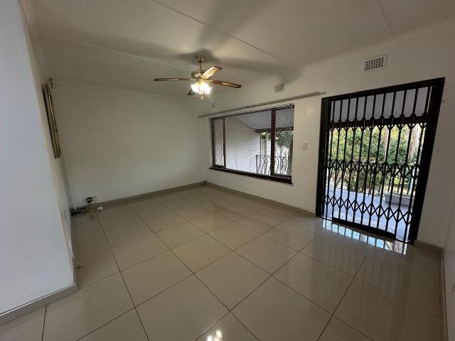 3 Bedroom Townhouse To Let in Amanzimtoti