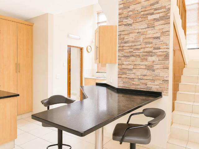 3 Bedroom Townhouse To Let in Amanzimtoti