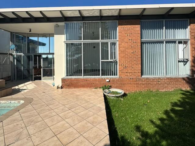 3 Bedroom Townhouse To Let in Bankenveld