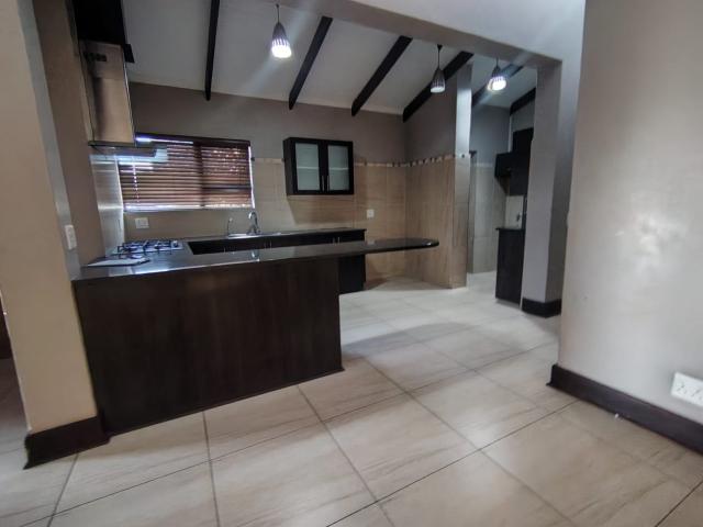 3 Bedroom Townhouse To Let in Ben Fleur