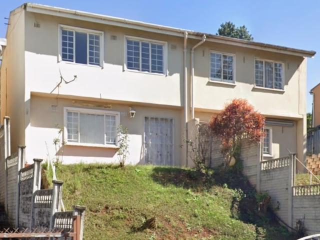 3 Bedroom Townhouse To Let in Grove End