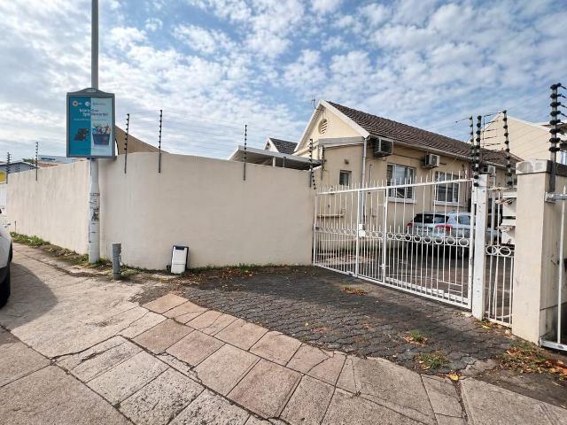 3 Bedroom Townhouse To Let in Musgrave