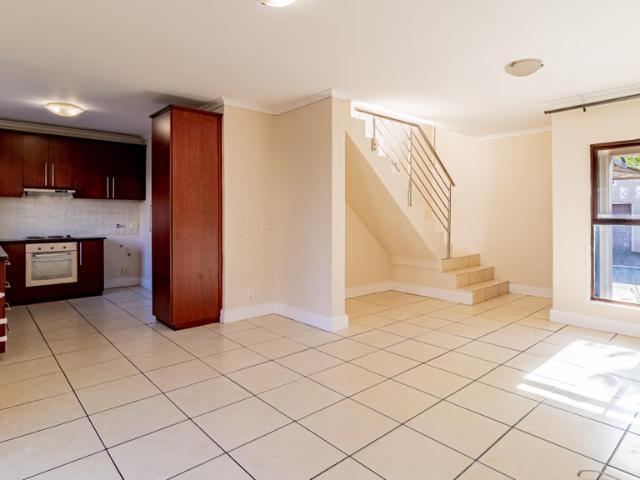 3 Bedroom Townhouse To Let in Parklands
