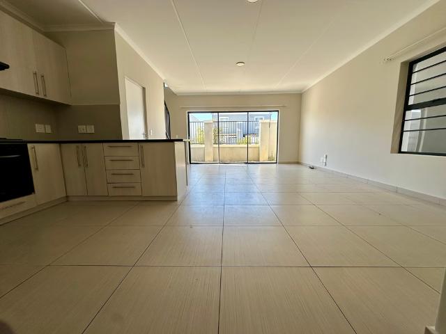 3 Bedroom Townhouse To Let in Parklands