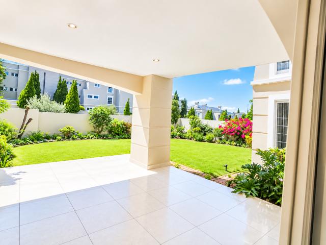 3 Bedroom Townhouse To Let in Sandown