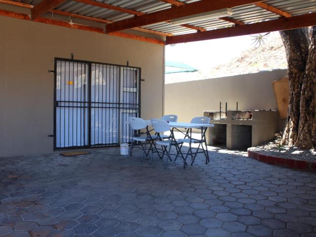 3 Bedroom Townhouse To Let in Springbok