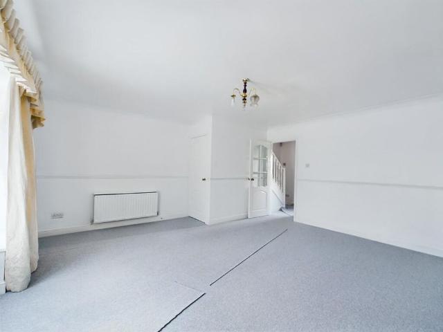 3 bedroom townhouse to rent