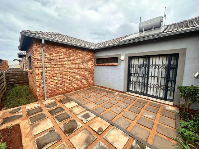 3 Bedroom Townhouse to Rent