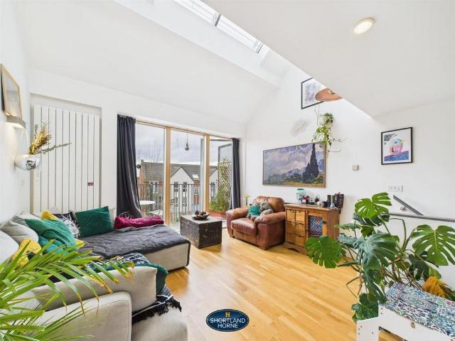 3 bedroom townhouse to rent