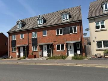 3 bedroom townhouse to rent
