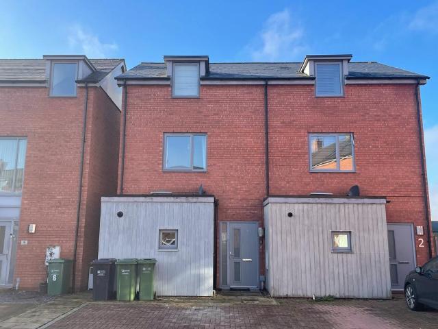 3 bedroom townhouse to rent