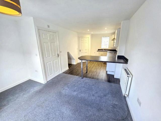 3 bedroom townhouse to rent