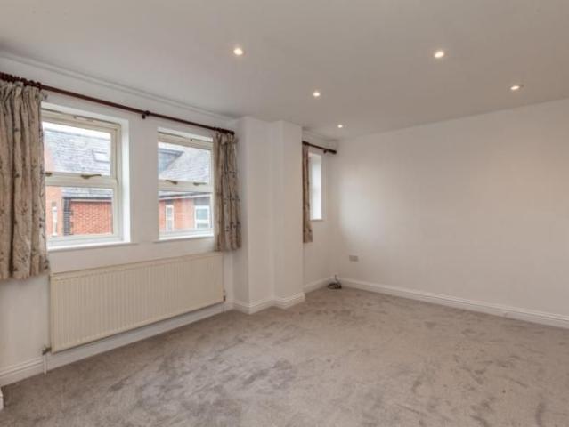 3 bedroom townhouse to rent