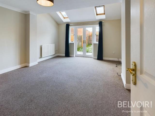 3 bedroom townhouse to rent