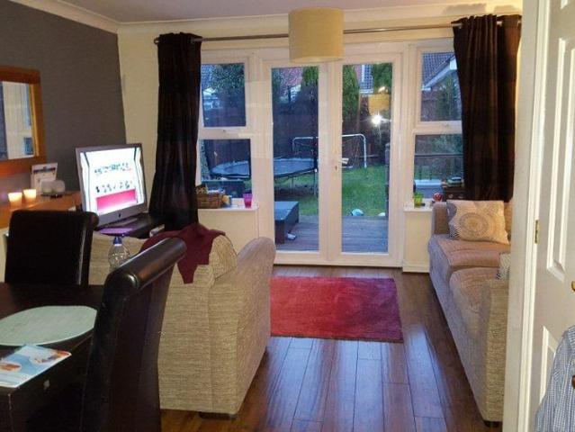 3 bedroom townhouse to rent