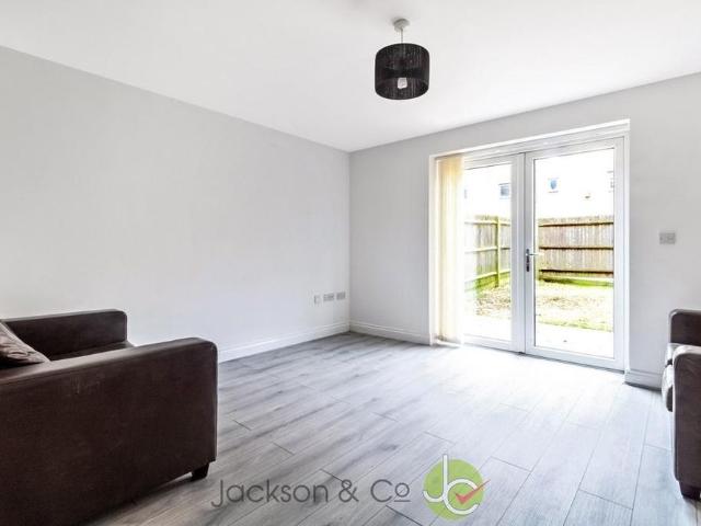 3 bedroom townhouse to rent