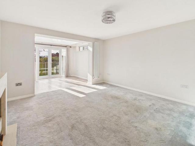 3 bedroom townhouse to rent